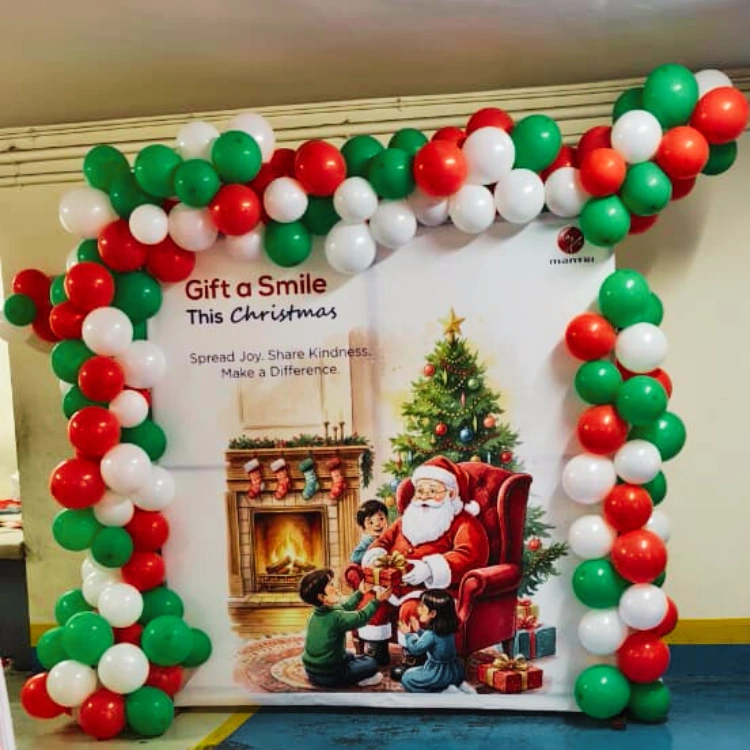 Christmas Balloon Decoration